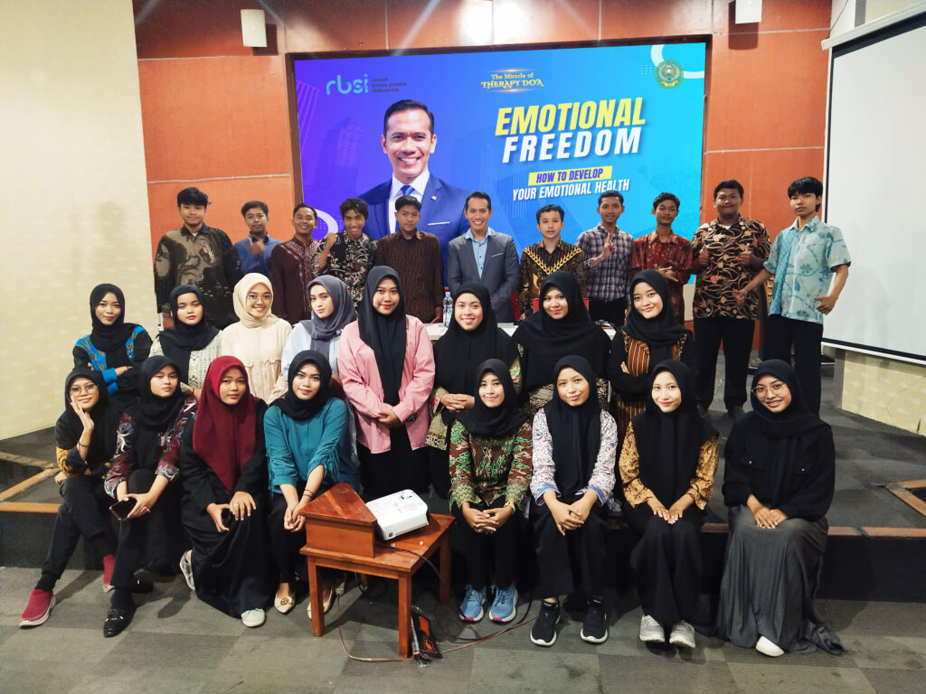 Seminar Jurusan Tasawuf dan Psikoterapi: "Emotional Freedom with Terapi Doa" Hadirkan Praktisi Terapi Doa