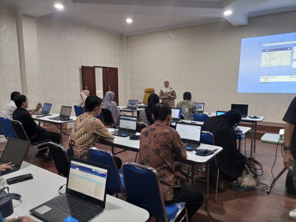 Staff Jurusan melaksanakan Kegiatan BIMTEK Smart Campus mengenai Pelayanan Kepada Mahasiswa