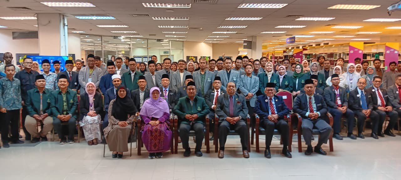 Perkuat internasionalisasi, wakil Dekan II FUA UIN Siber Syekh Nurjati Cirebon Sampaikan Sambutan pada Konferensi Internasional di Malaysia